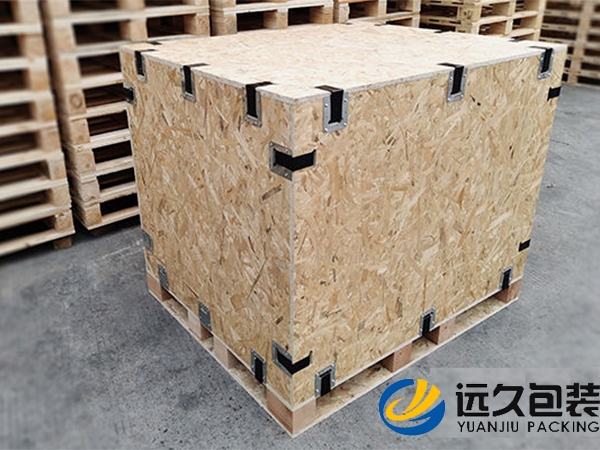 可循环使用卡扣木箱